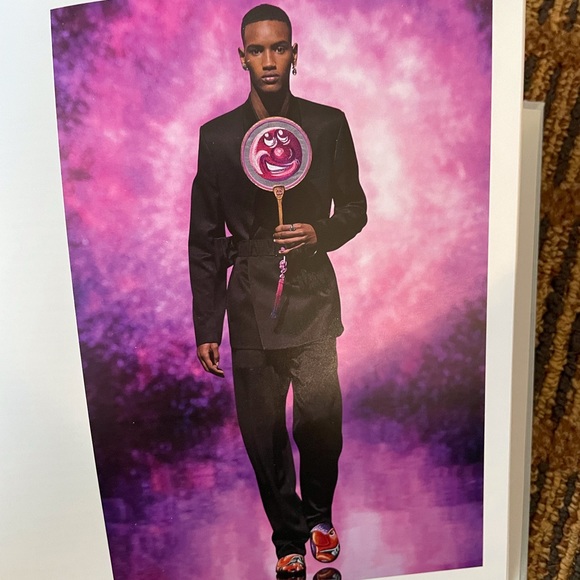 Dior Men’s Fall 2021 Coffee Table Book New - Picture 6 of 9